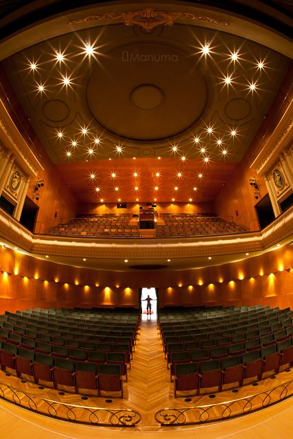 El Teatro Cervantes alberga esta noche el «2º Certamen de Ballet y Danza Española» de Linares