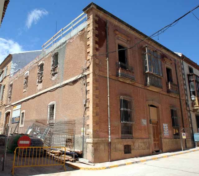 La casa de Cerdá i Rico en Cabra del Santo Cristo albergará el primer centro de interpretación de la provincia dedicado a la fotografía