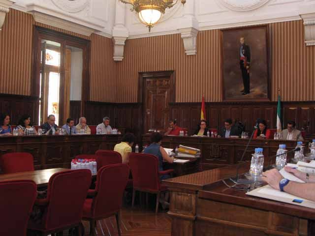Pilar Parra recalca “la solvencia y la solidez financiera” de la Diputación de Jaén
