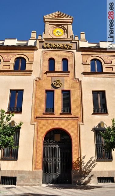 Correos recorta su plantilla de Linares durante el verano