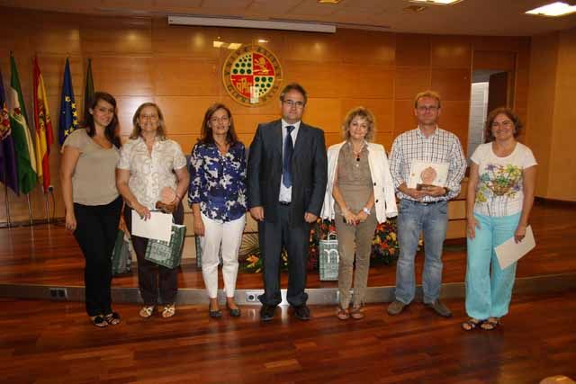 La Universidad de Jaén premia el esfuerzo divulgador de sus investigadores