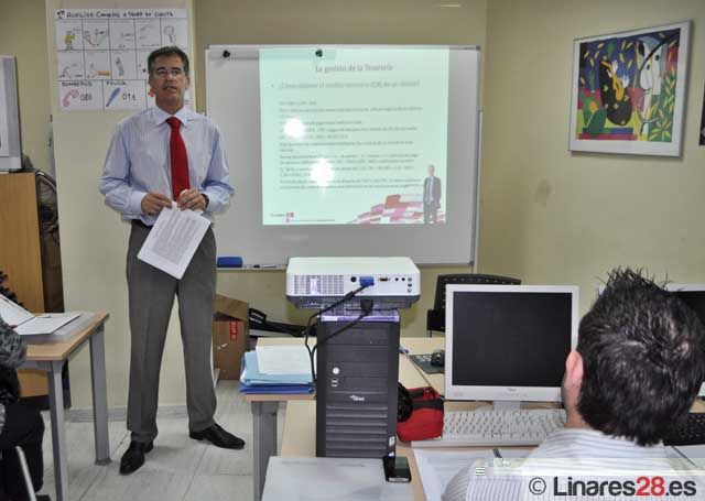 Imparten un seminario sobre la Ley de Pagos en ACIL