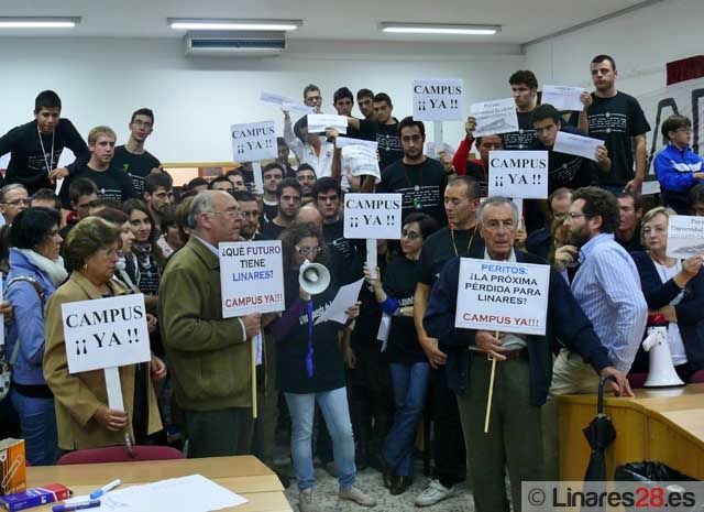 La Asamblea de la Escuela Politécnica emite un comunicado durante su jornada de encierro