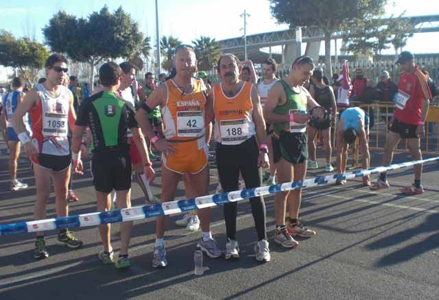 El Club de Fondo La Cabria en la media Maratón de Almería