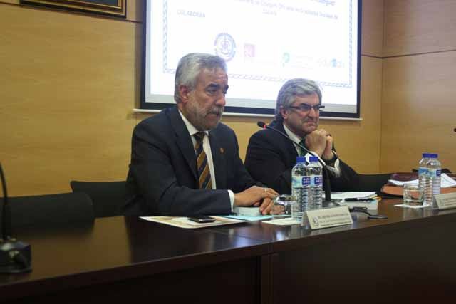 El presidente del Consejo General de Colegios Oficiales de Graduados Sociales imparte una conferencia en Jaén sobre el despido objetivo