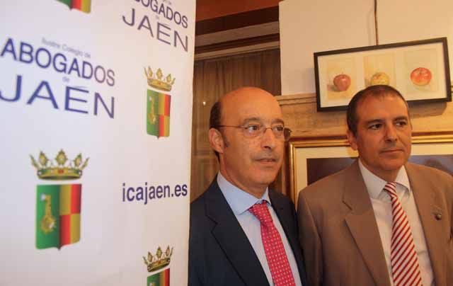 El Colegio de Abogados pone en marcha la figura del Defensor del Colegiado, un cargo que ejerce Juan Carlos García-Ojeda