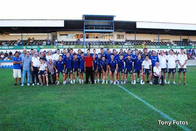 Presentación de la plantilla del Linares Deportivo ante la afición linarense