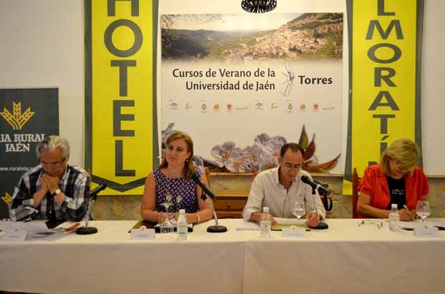 Baltasar Garzón ve la crisis como una amenaza al sistema democrático, en la clausura de los Cursos de Verano de la UJA en Torres