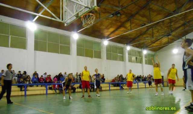 El Presentación Granada se lleva la victoria ante el CAB Linares