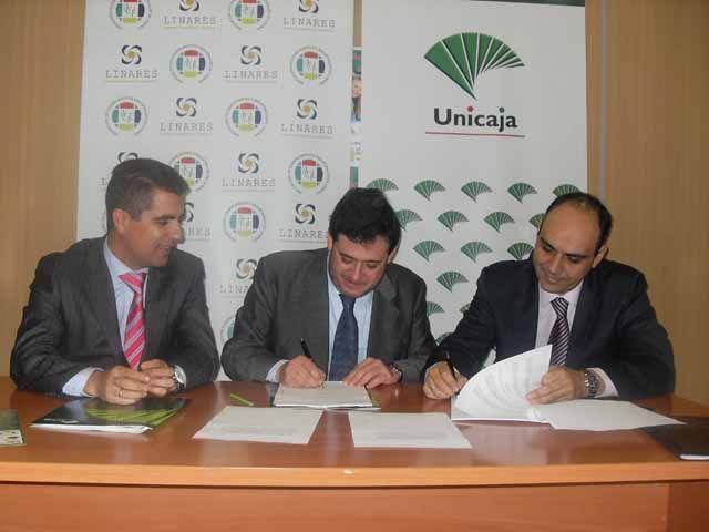 ACIL firma un convenio con Unicaja Banco