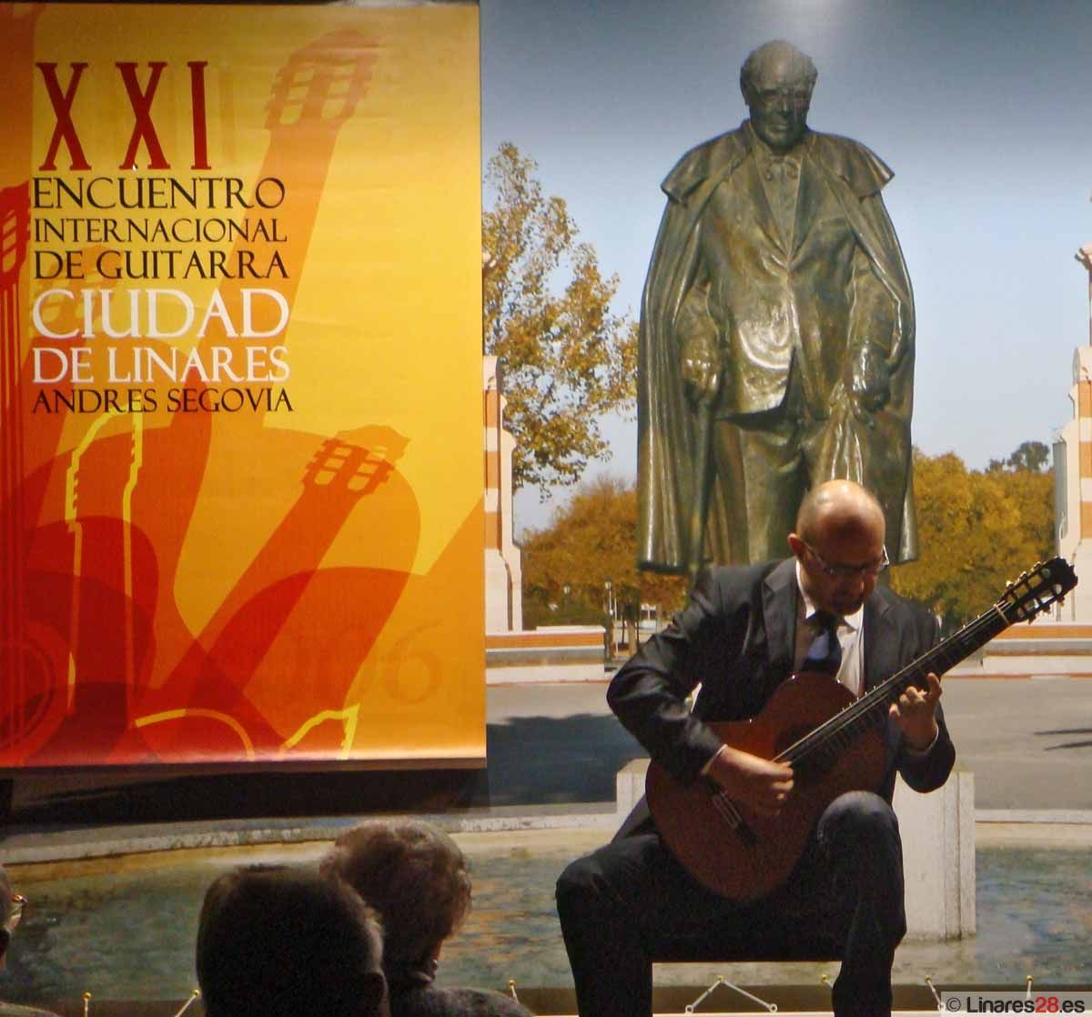 El Guitarrista napolitano Ciro Carbone interpretó música de su tierra en la Casa-Museo “Andrés Segovia”
