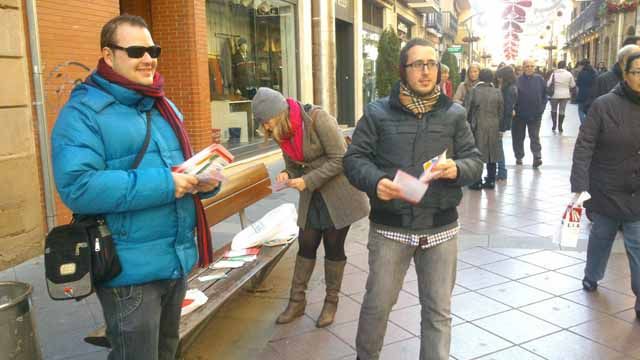 Campaña informativa de Juventudes Socialistas de Linares