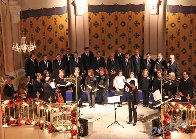 La Coral Virgen de Linarejos interpreta su Concierto de Navidad