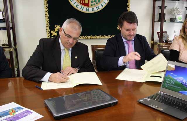 Convenio entre la Universidad de Jaén y Toshiba para facilitar a la comunidad universitaria la adquisición de equipos informáticos