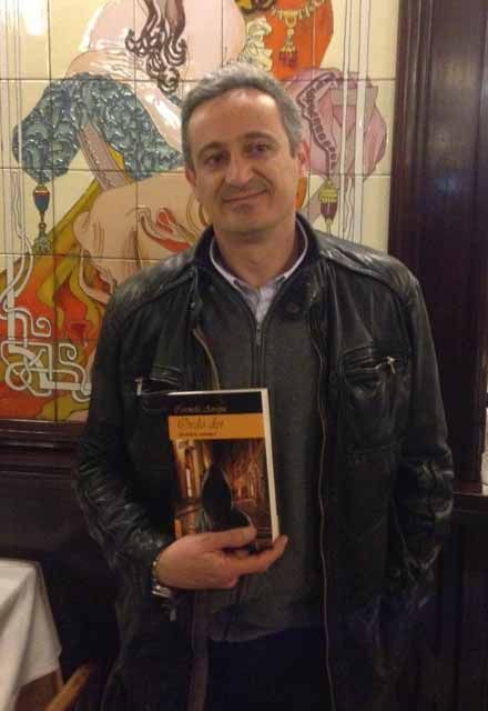 En la presentación de su novela «Ordo dei», Carmelo Anaya defiende que «Las peores mafias son los partidos políticos»