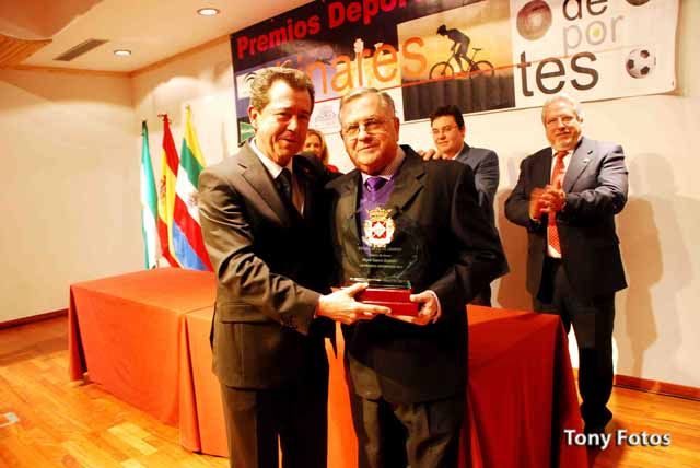 Miguel Casado Expósito recibió su Premio de Honor del deporte 2.012 de la Ciudad de Linares