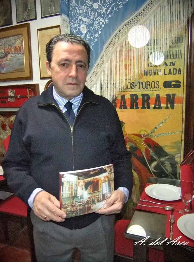 Juan Pradas presenta su libro «Crónicas desde una Taberna»