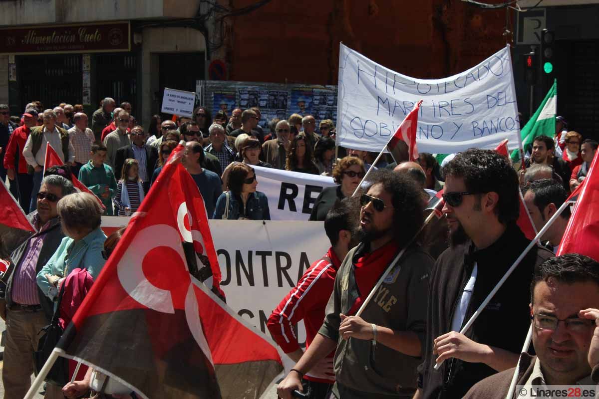 El «1º de Mayo» transcurre en Linares entre lo festivo y lo reivindicativo