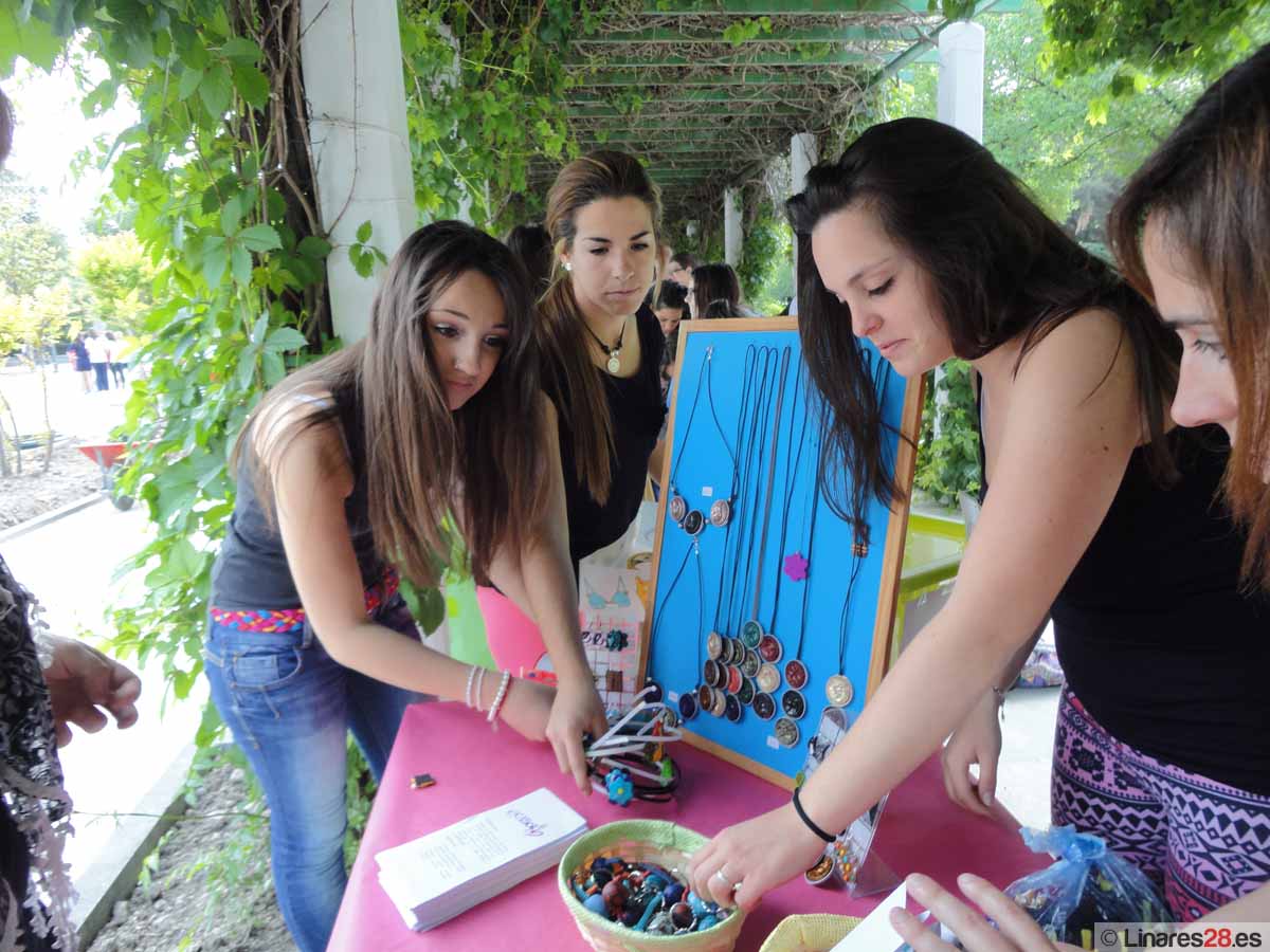 Centros linarenses acuden a la Feria de Emprendimiento de Jaén