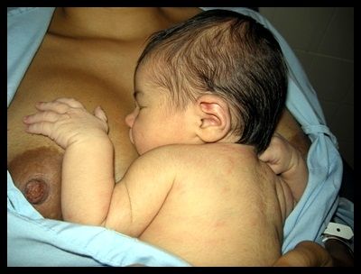 Exposición fotográfica sobre la lactancia materna en el Centro de Salud de San José