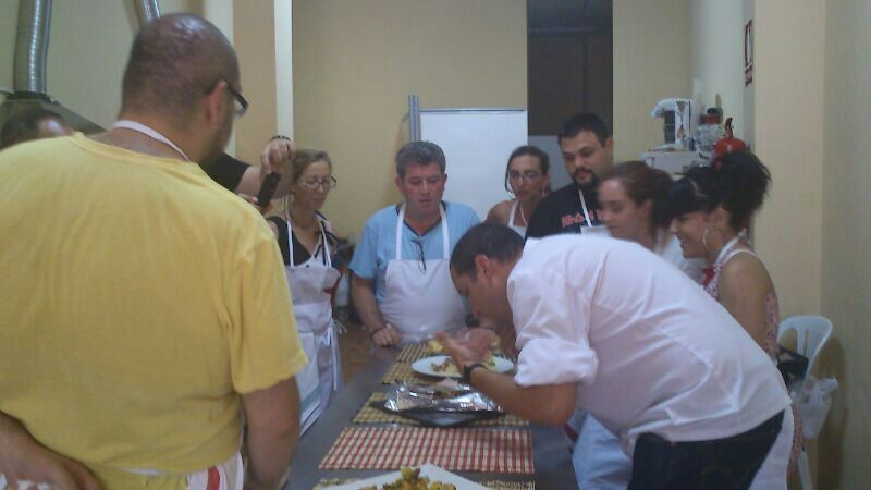 Finaliza el curso de Operaciones Básicas de Cocina organizado por Cruz Roja Linares