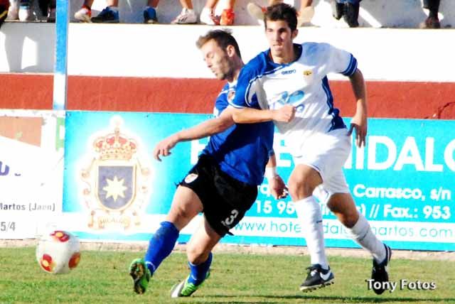 El Linares Deportivo se viene de vacío de Martos