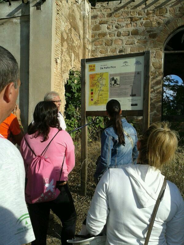 En estos momentos, actividad de clausura de curso de dinamización turística