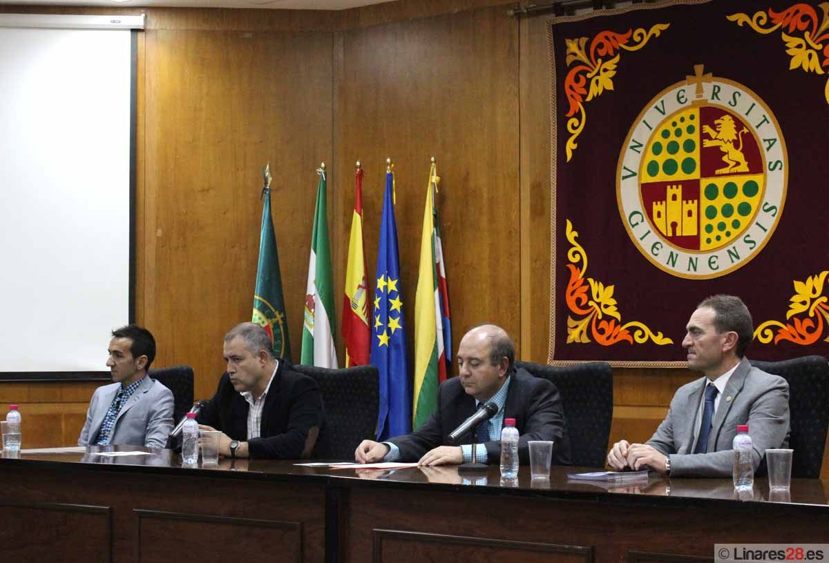 El Colegiado Pérez Montero imparte una Conferencia en la EPSL