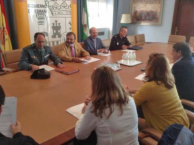 Reunión para ultimar el dispositivo de seguridad y control laboral de la campaña de aceituna