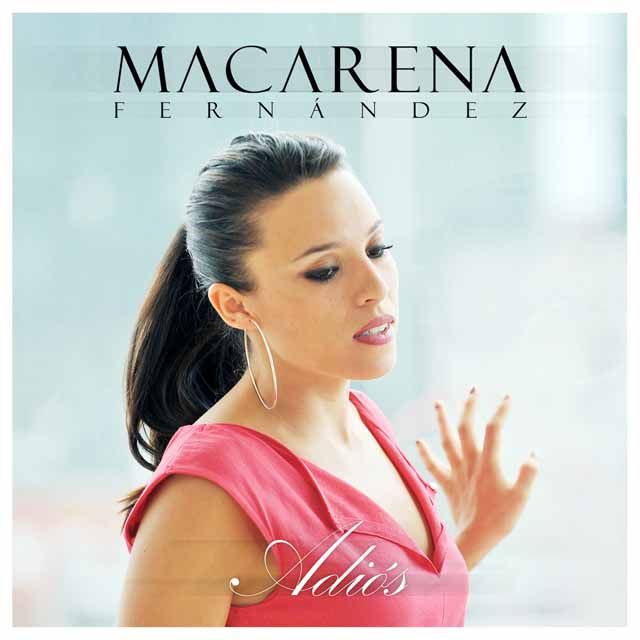 Macarena Fernández presenta “Adiós” en la noche de «1000 Ofertas de Otoño»