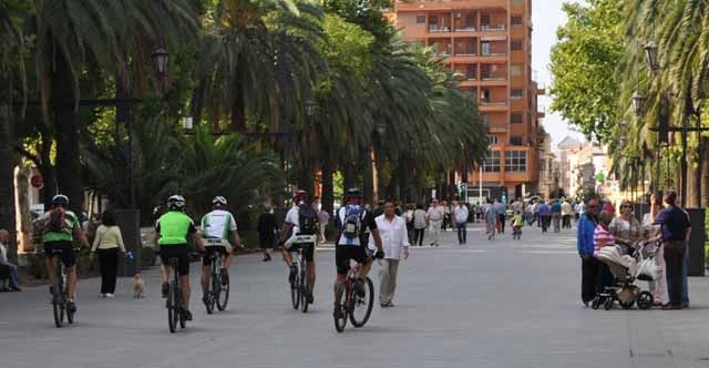 El PA exige que se respeten las normas de circulación en el casco urbano de la ciudad de Linares