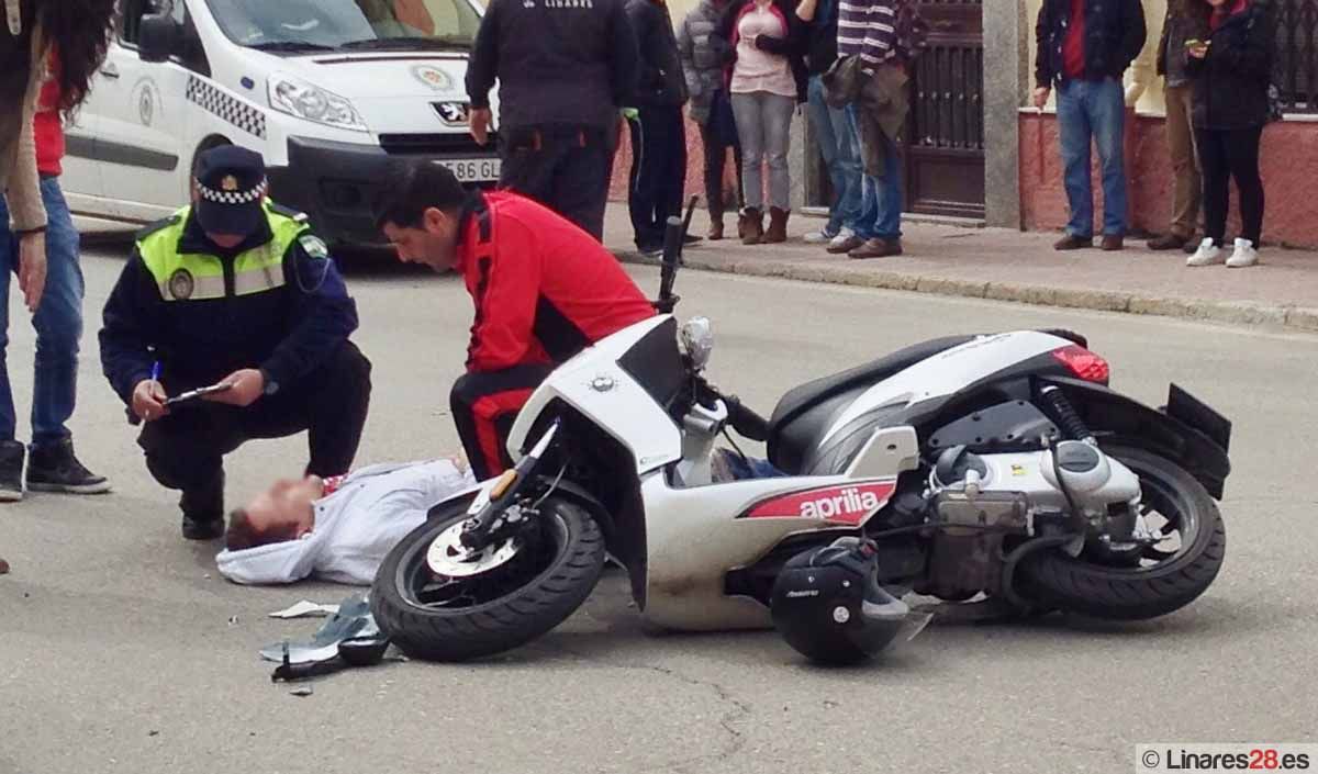 Aparatoso accidente en la intersección de Alfonso X con Sagunto