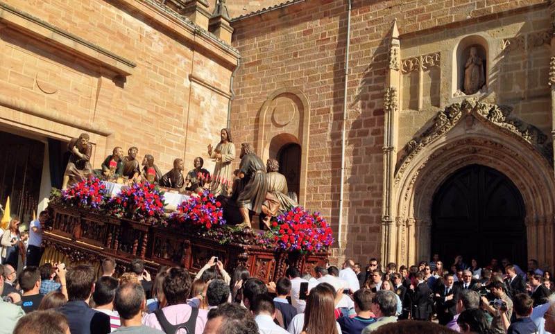 La Santa Cena en las calles de Linares