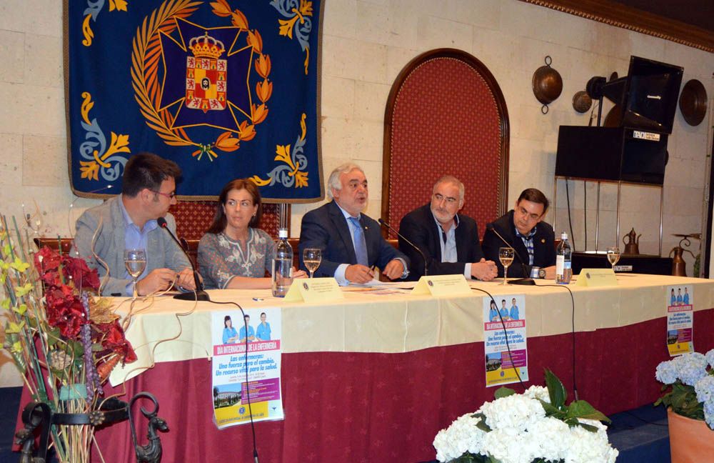 Linares acoge a cerca de 200 profesionales en un acto organizado por el Colegio de Enfermería de Jaén