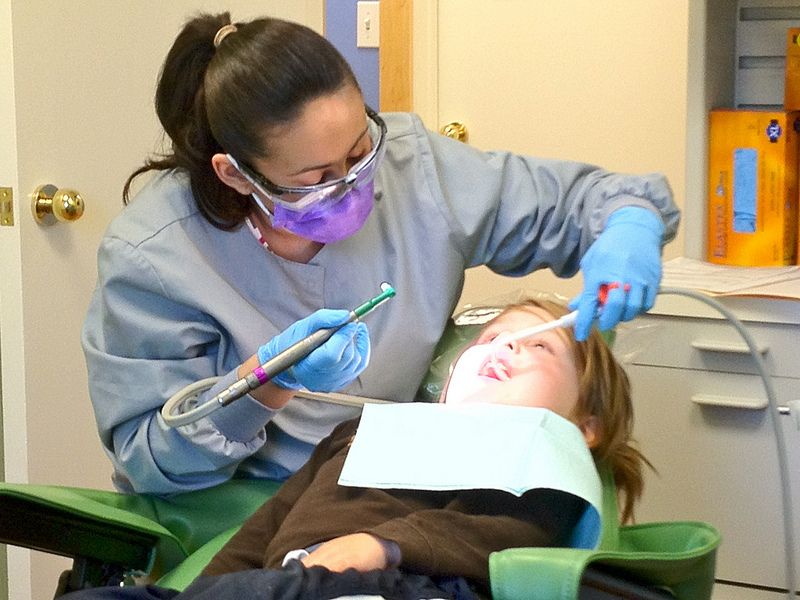 Más 19.500 menores jiennenses acceden a la prestación bucodental gratuita de la Junta hasta el mes de junio