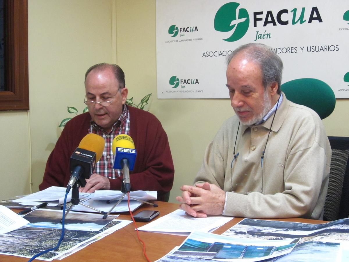 Facua critica el «deterioro» y «abandono» del cementerio municipal