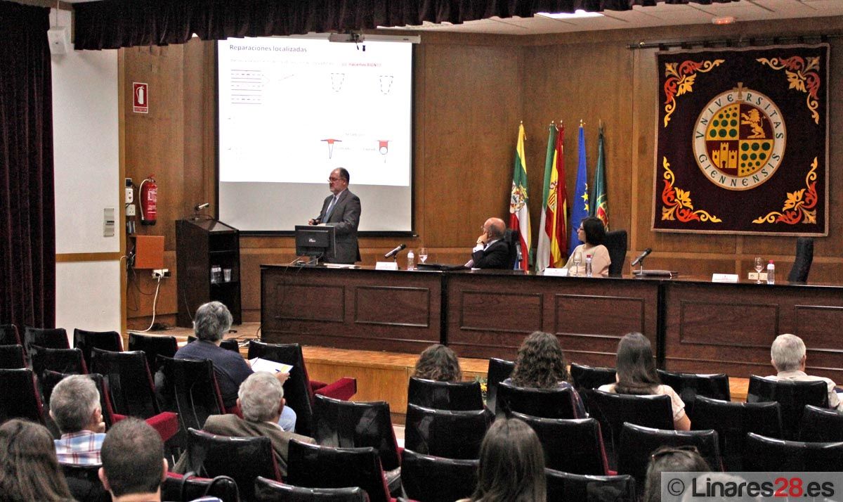 La EPS de Linares celebra una jornada técnica sobre la conservación y mantenimiento de las infraestructuras del transporte por carretera