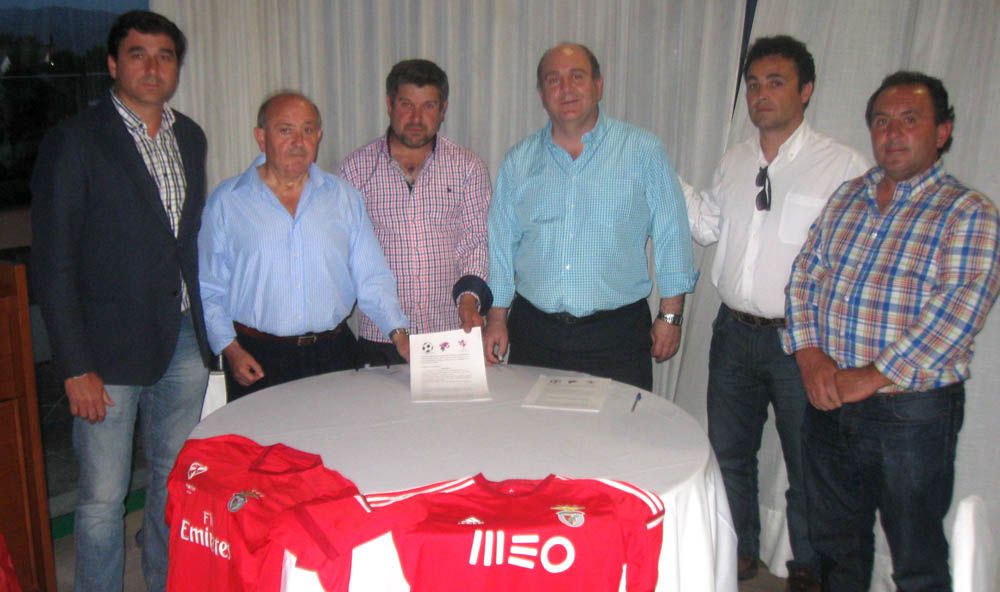 El CD Almidas Cástulo firma un convenio con el Club del Benfica