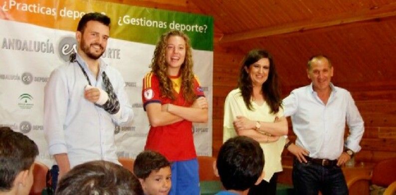 24 niños participan en el I Campus de Fútbol de enseñanza bilingüe en La Garza