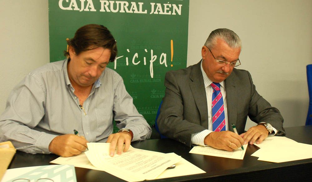 El Club de Golf la Garza firma un convenio con la Fundación Caja Rural