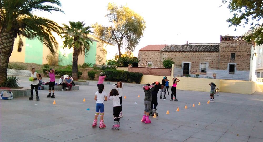 Patinando por Linares de la mano de Solidari@s Sport