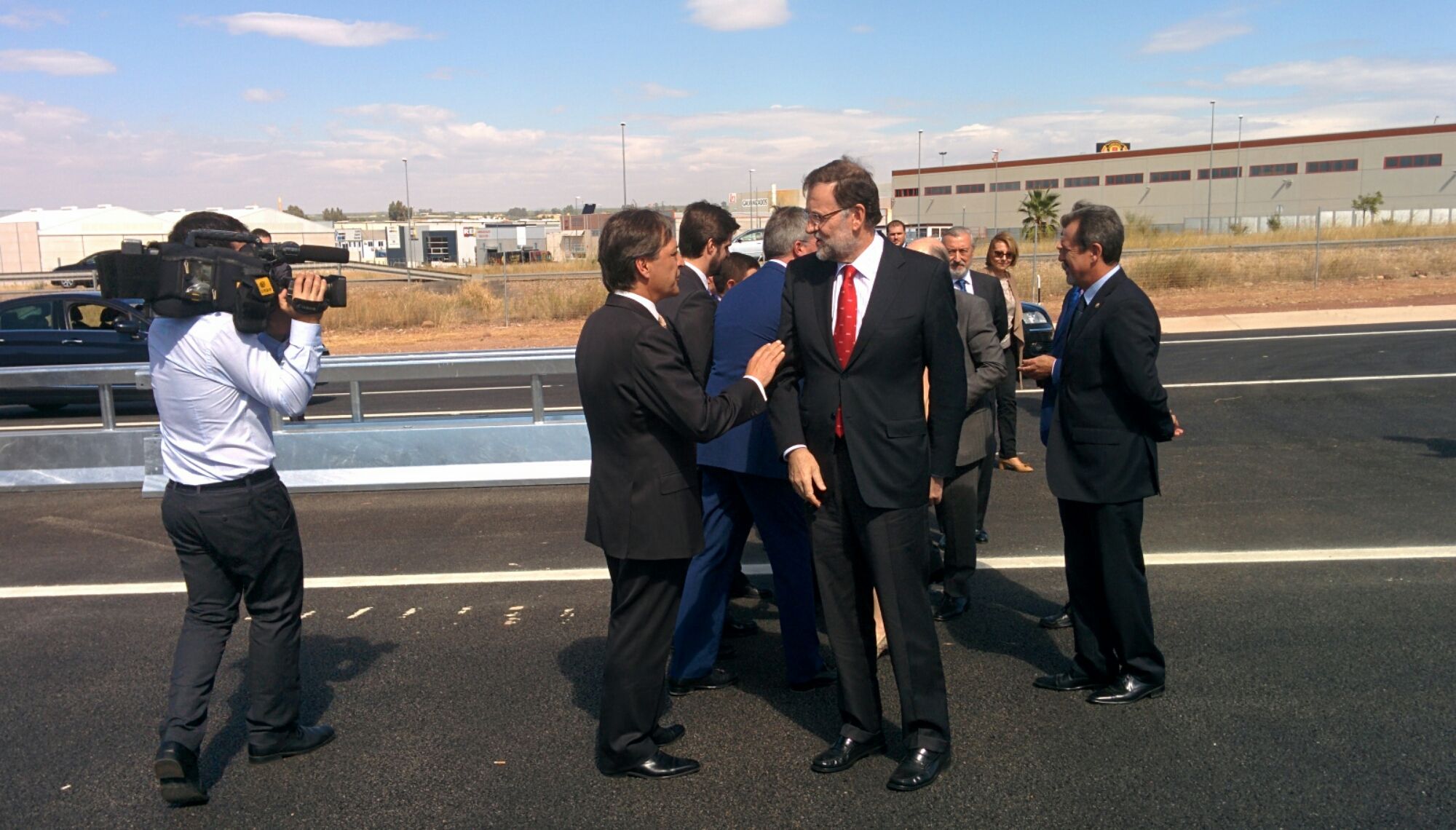 En estos momentos inauguración tramo Autovía A-32