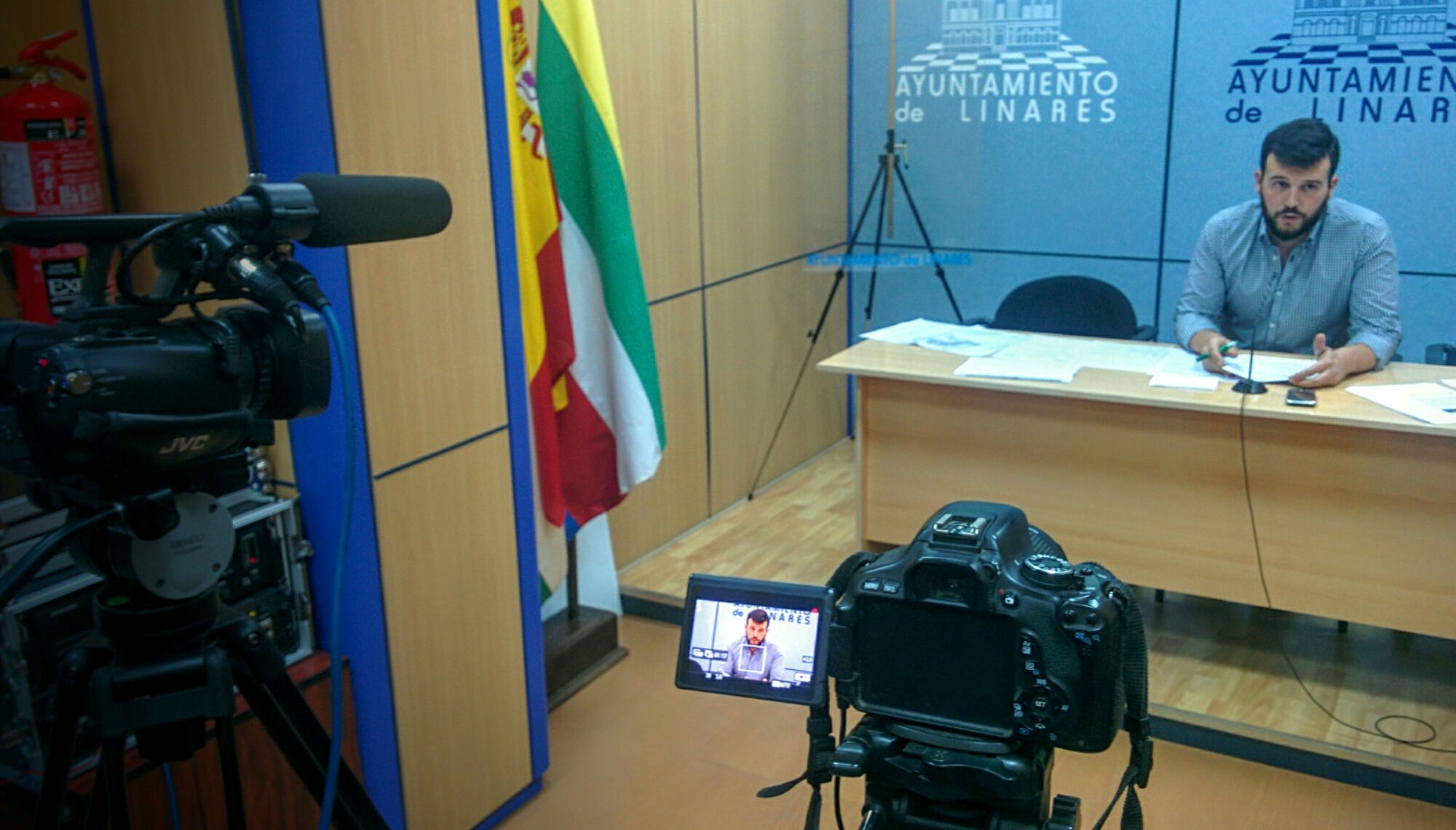 En estos momentos rueda de prensa de Rafael Sampedro