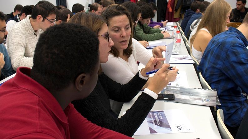 SEMINARIO SOBRE ACEROS INOXIDABLES EN LA EPS DE LINARES