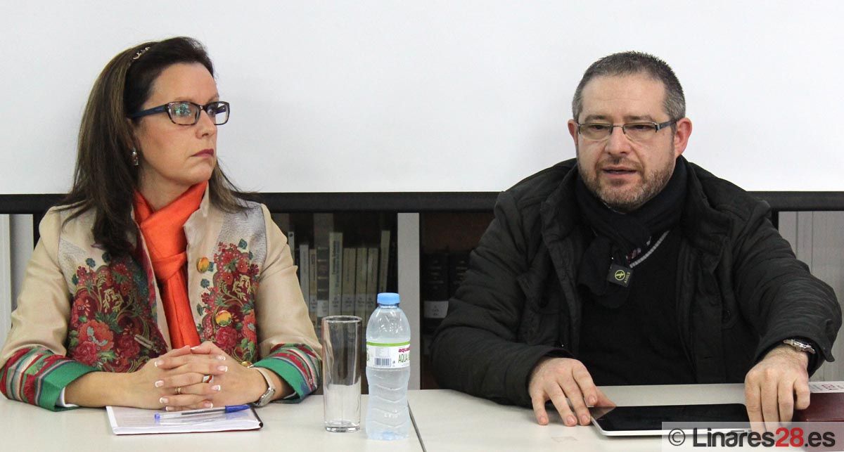 Conferencia sobre Camilo José Cela en el IES Reyes de España