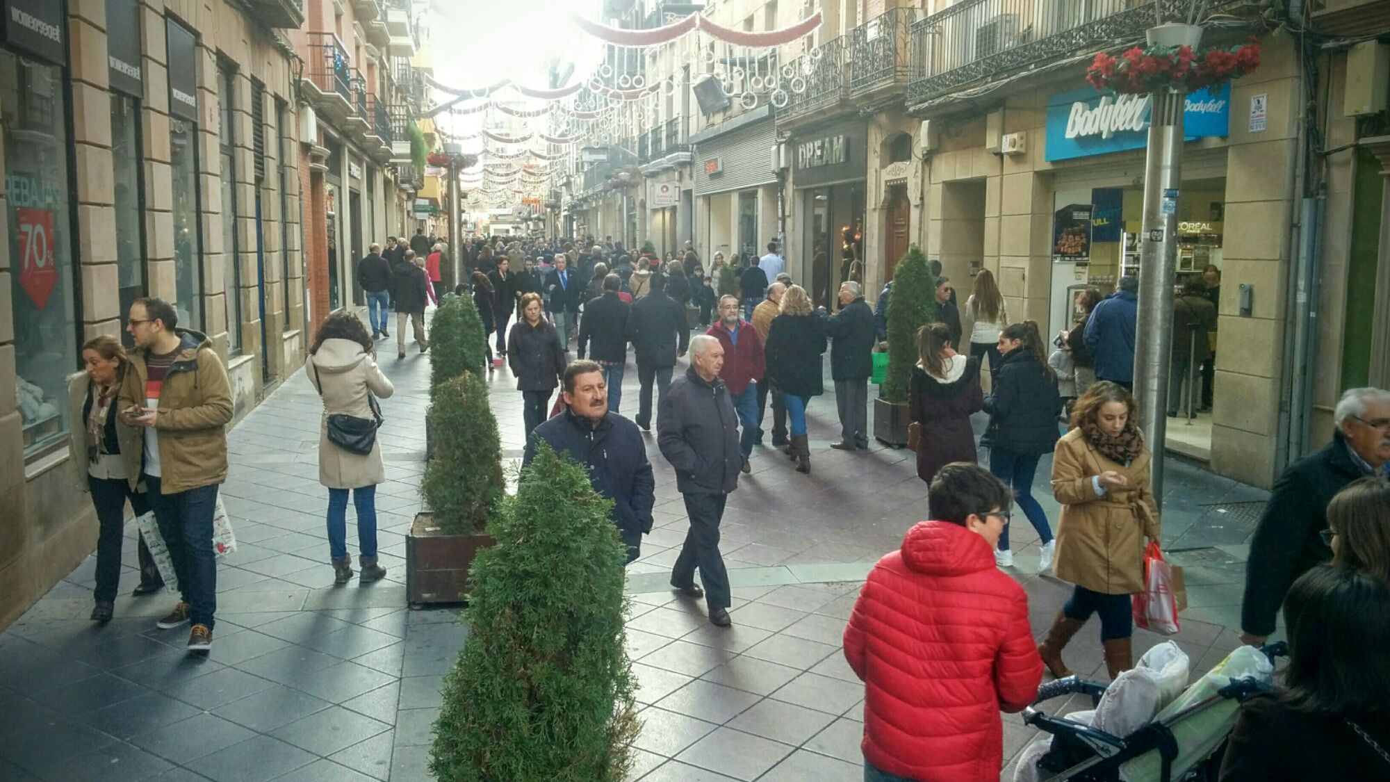 FACUA recuerda que el periodo de Rebajas no implica que los consumidores no puedan reclamar para defender sus derechos