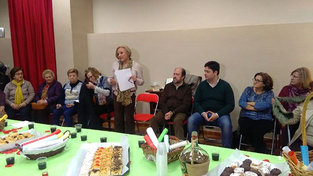 Poesía viva en A V Estación de Almería de Linares