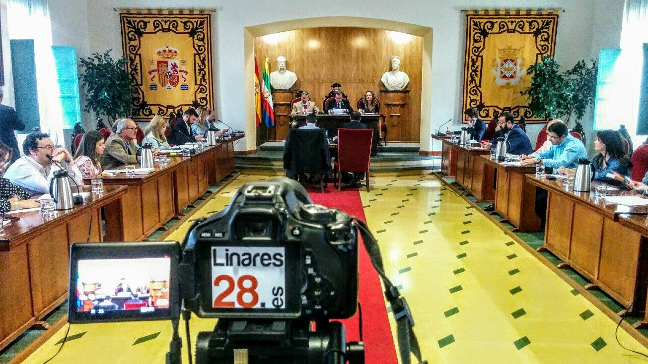 En estos momentos se debate el estado de la ciudad en el Pleno del Ayuntamiento de Linares