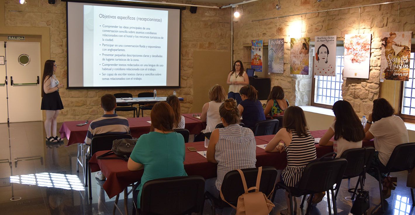 LINARES CONSOLIDA SU POSICIONAMIENTO TURÍSTICO EN EL SICTED A TRAVÉS DE UN CURSO DE INGLÉS A PROFESIONALES