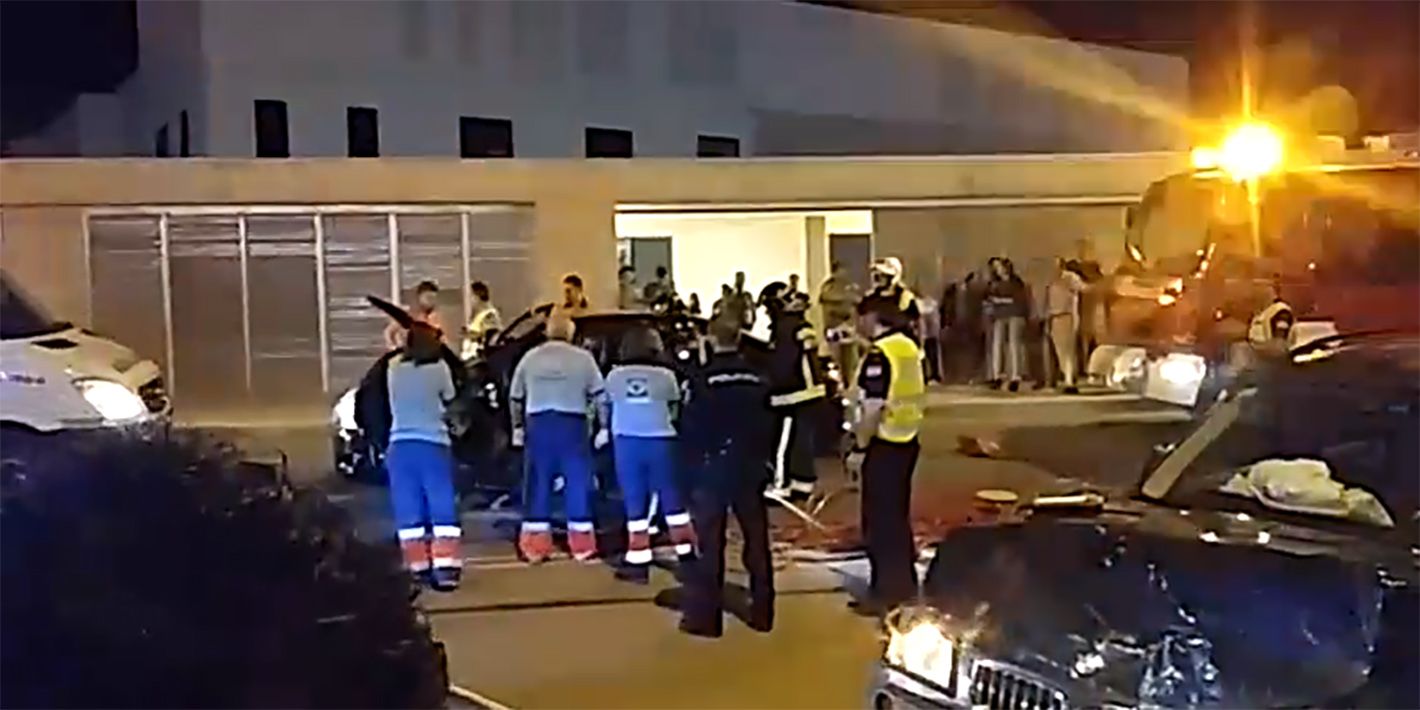VÍDEO – Grave accidente de tráfico a las puertas del Campus de Linares